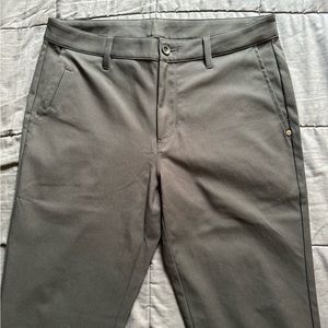 Vuori Cascade Tech Chino Pants 32 Black